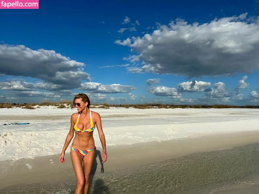 Triz Täss Onlyfans Photo Gallery 