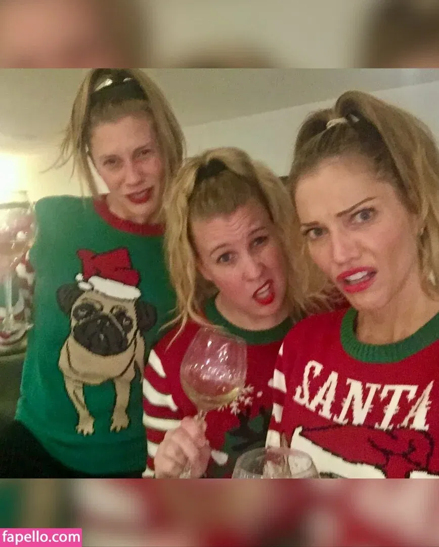 Triz Täss Onlyfans Photo Gallery 