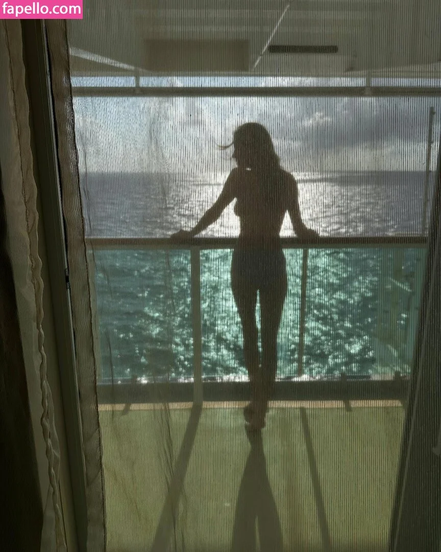 Triz Täss Onlyfans Photo Gallery 