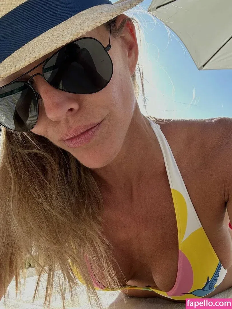 Triz Täss Onlyfans Photo Gallery 