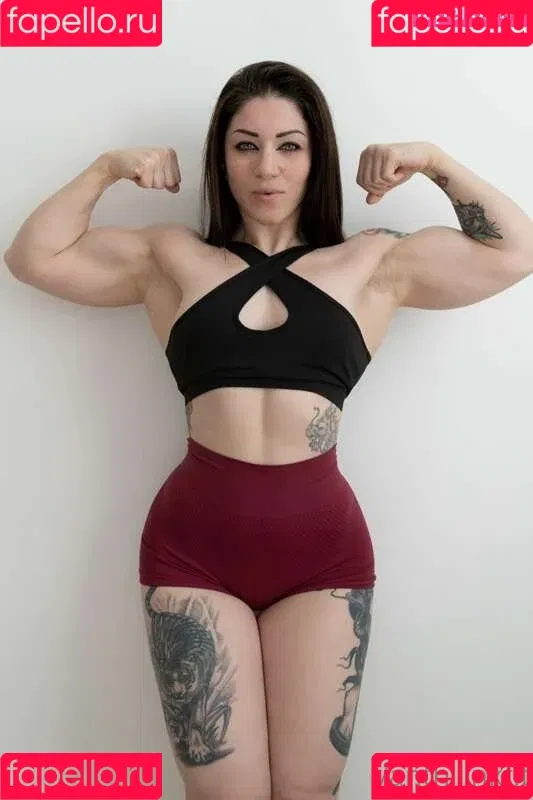 Laura Perazzo Onlyfans Photo Gallery 