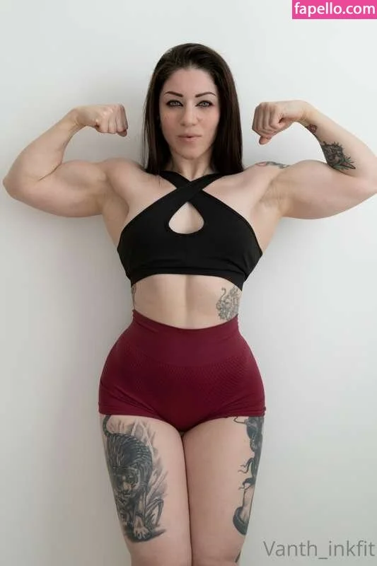 Laura Perazzo Nude Onlyfans Photo 34