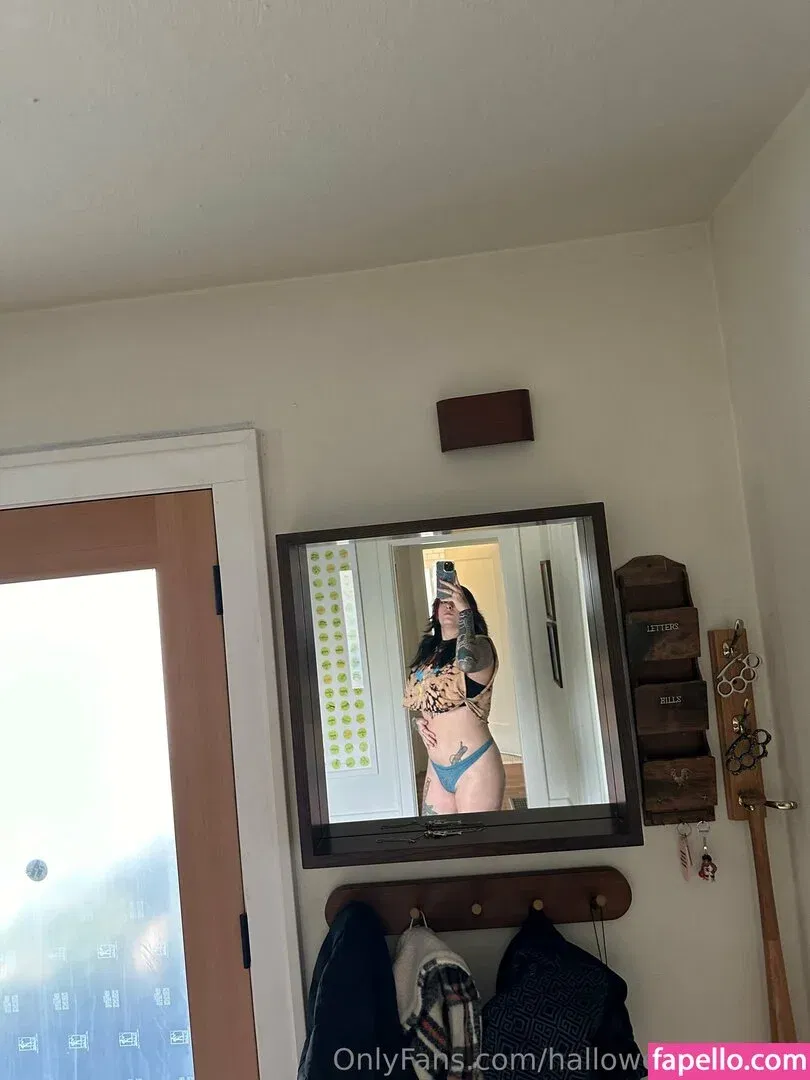 halloweenhoe666 Onlyfans Photo Gallery 