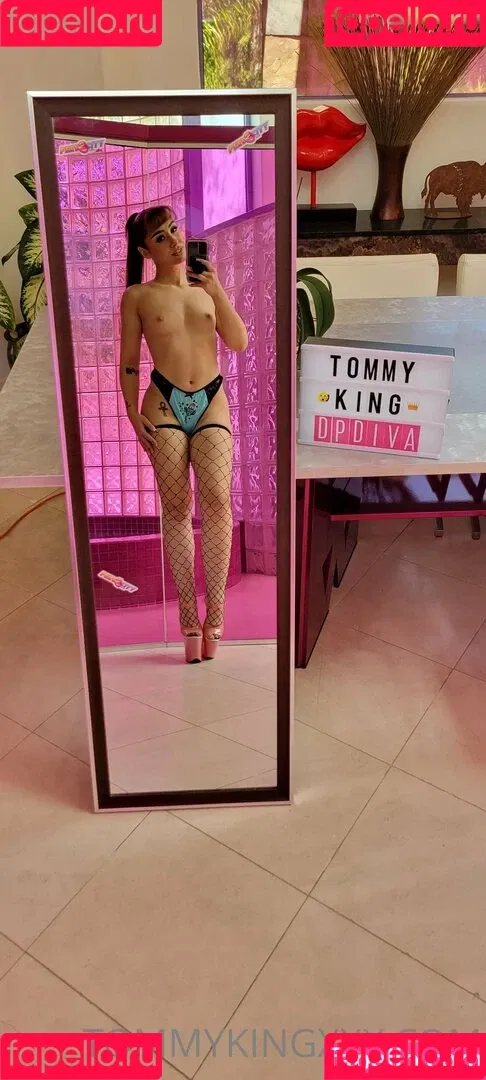 Tommy King Onlyfans Photo Gallery 