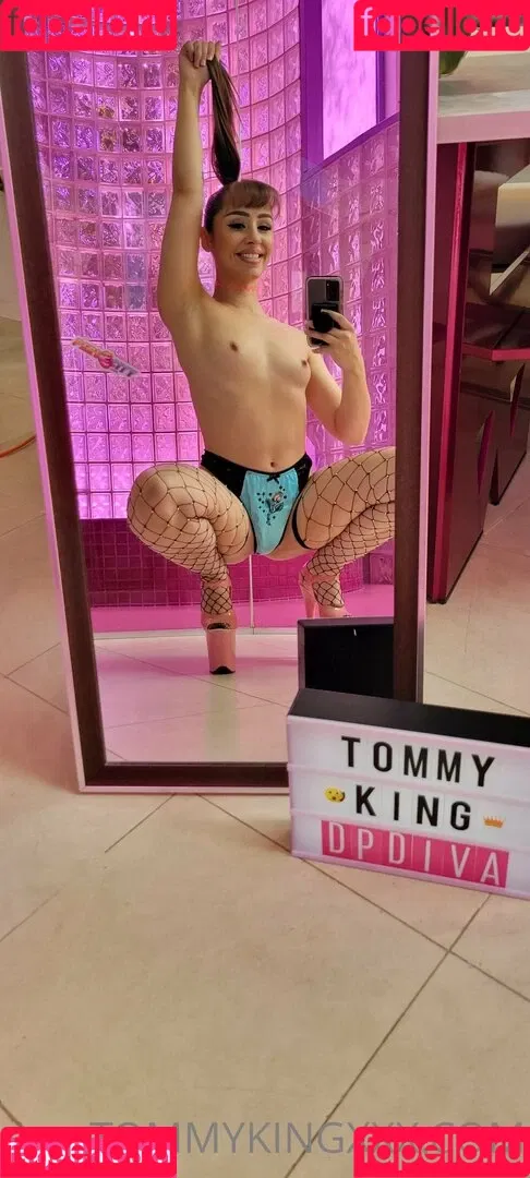 Tommy King Onlyfans Photo Gallery 