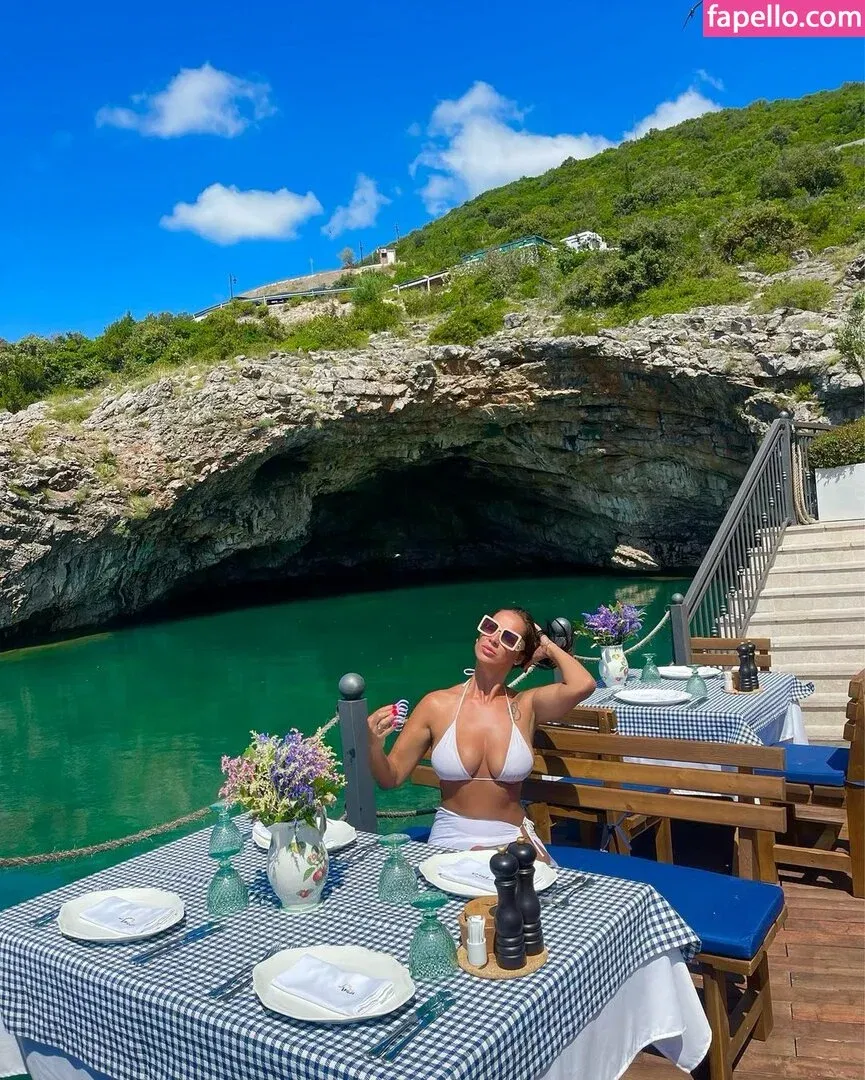 Bojana Stevanovic Onlyfans Photo Gallery 