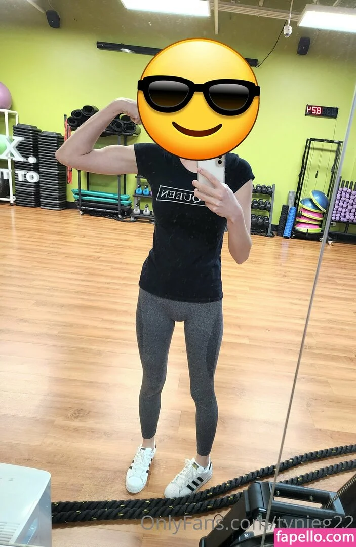 tynieg22 Onlyfans Photo Gallery 