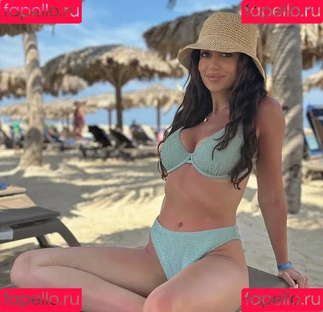 Sara Pre Onlyfans Photo Gallery 
