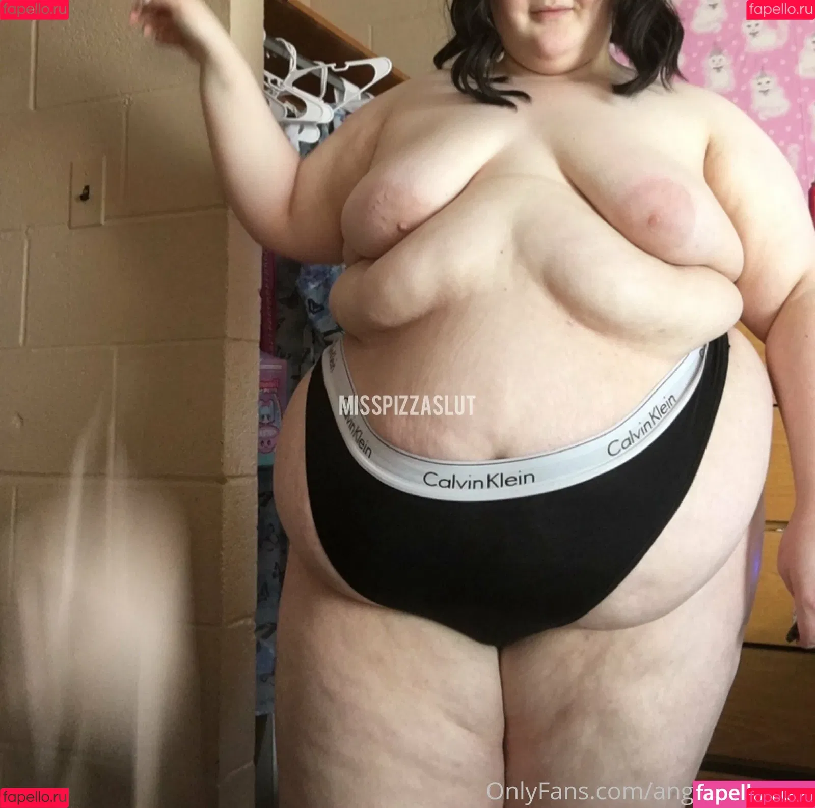 angelikespizza Onlyfans Photo Gallery 