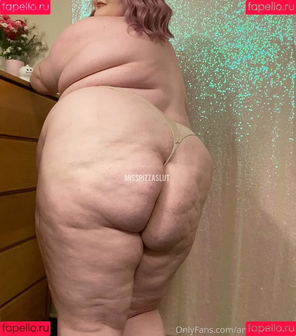 angelikespizza Onlyfans Photo Gallery 