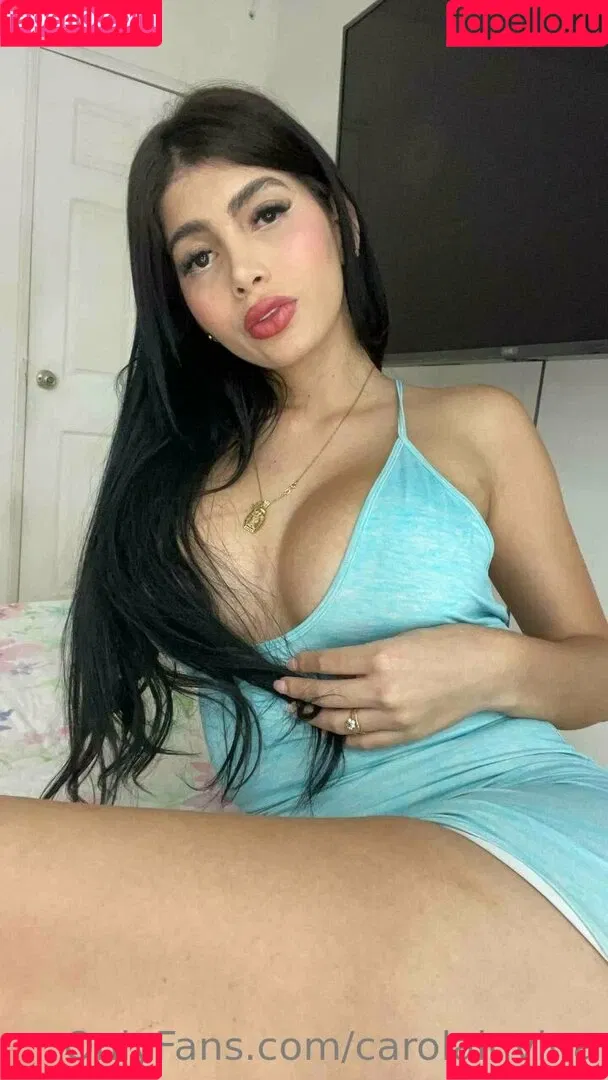 carolainvina Onlyfans Photo Gallery 