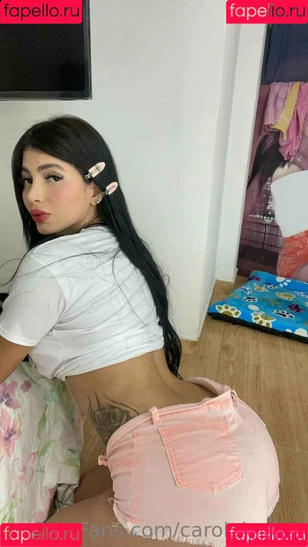 carolainvina Onlyfans Photo Gallery 