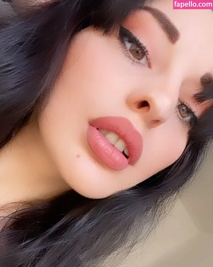 Nino Kikacheishvili Onlyfans Photo Gallery 