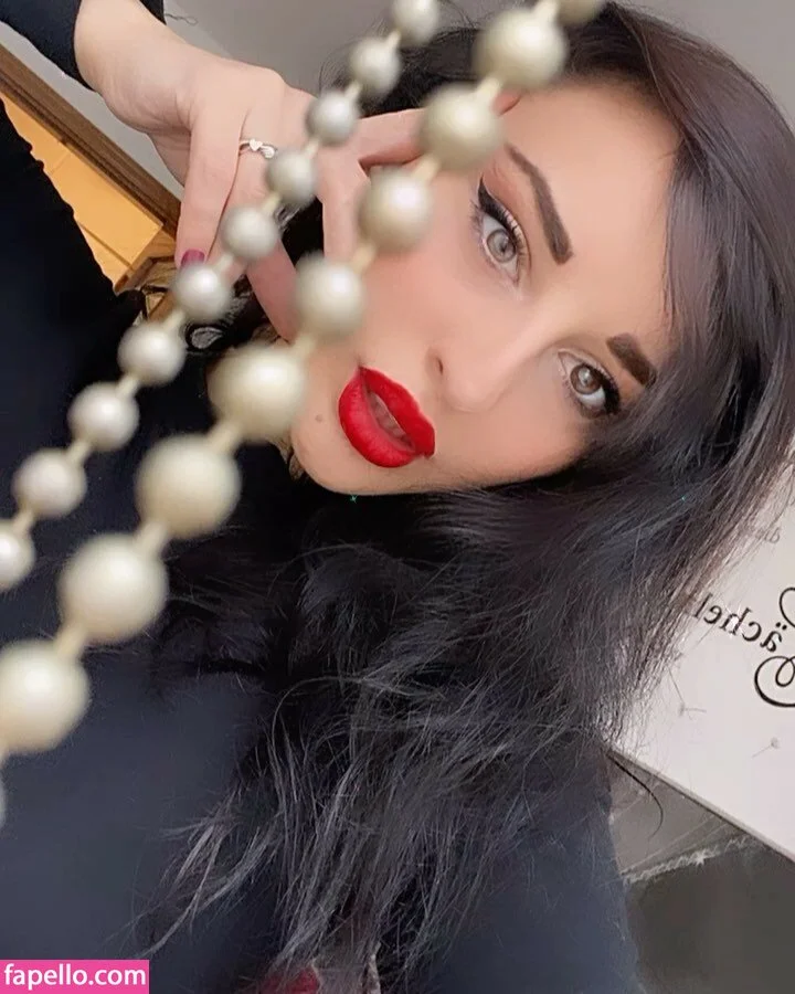 Nino Kikacheishvili Onlyfans Photo Gallery 