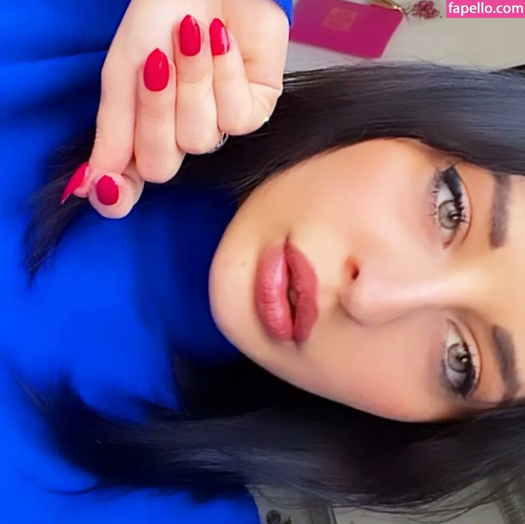 Nino Kikacheishvili Onlyfans Photo Gallery 