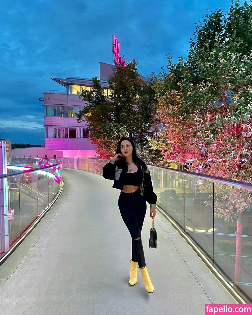 Nino Kikacheishvili Onlyfans Photo Gallery 