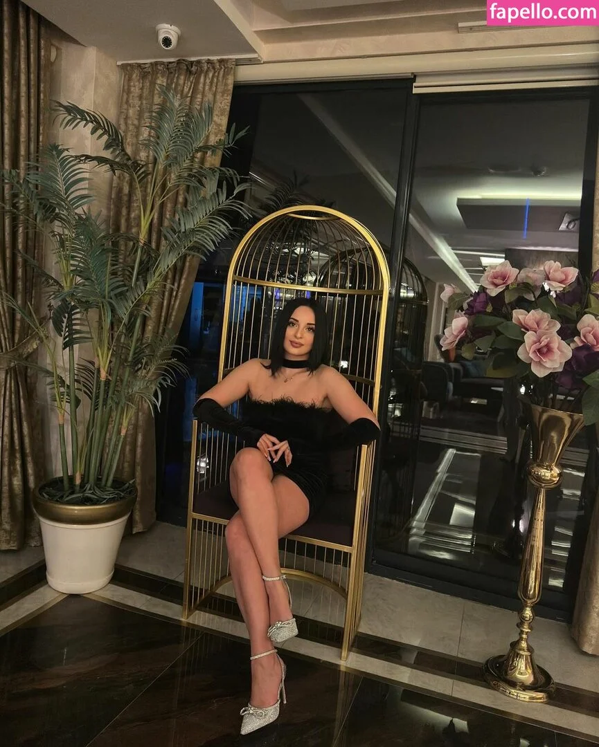 Nino Kikacheishvili Onlyfans Photo Gallery 