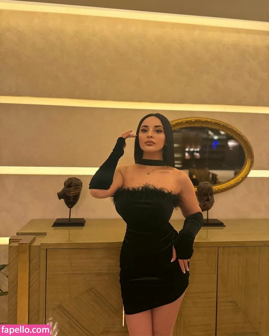 Nino Kikacheishvili Onlyfans Photo Gallery 