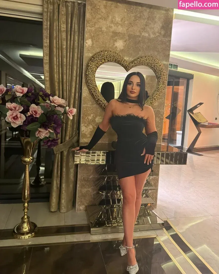 Nino Kikacheishvili Onlyfans Photo Gallery 