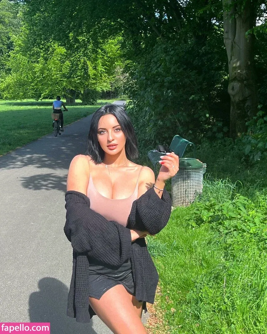 Nino Kikacheishvili Onlyfans Photo Gallery 