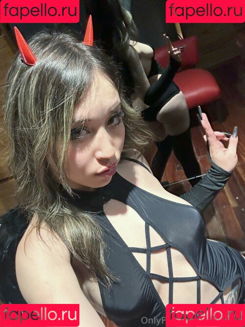 mewslut Onlyfans Photo Gallery 