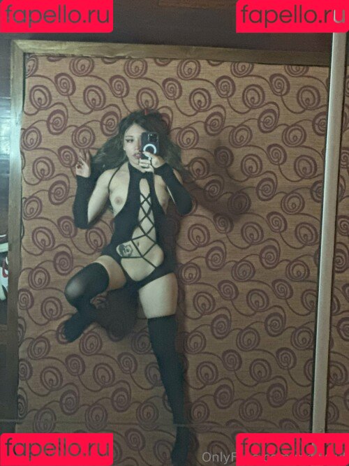 mewslut Onlyfans Photo Gallery 