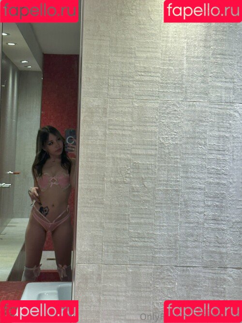 mewslut Onlyfans Photo Gallery 