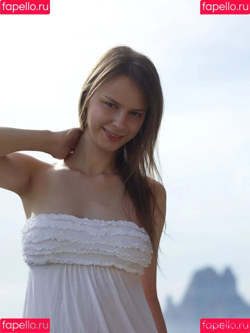 Beata Undine Onlyfans Photo Gallery 
