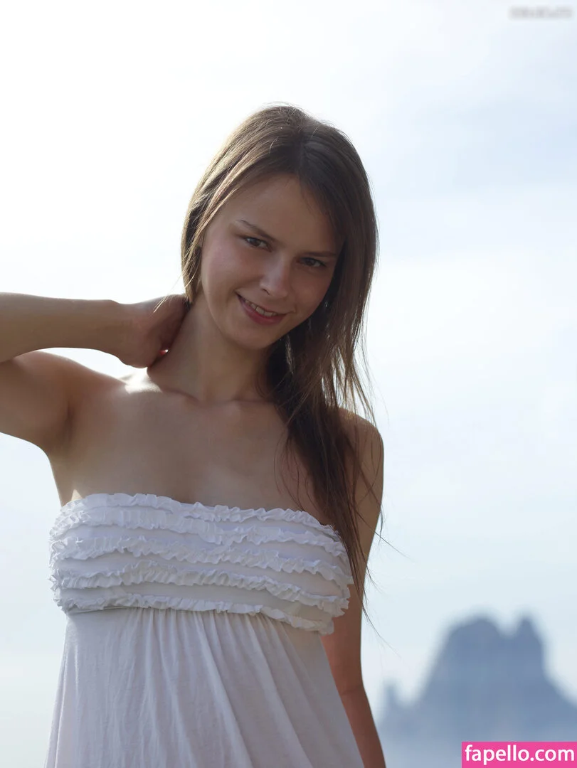 Beata Undine Onlyfans Photo Gallery 