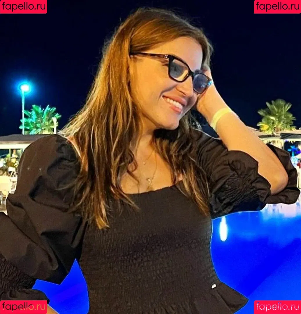 Fiori Dardha Onlyfans Photo Gallery 