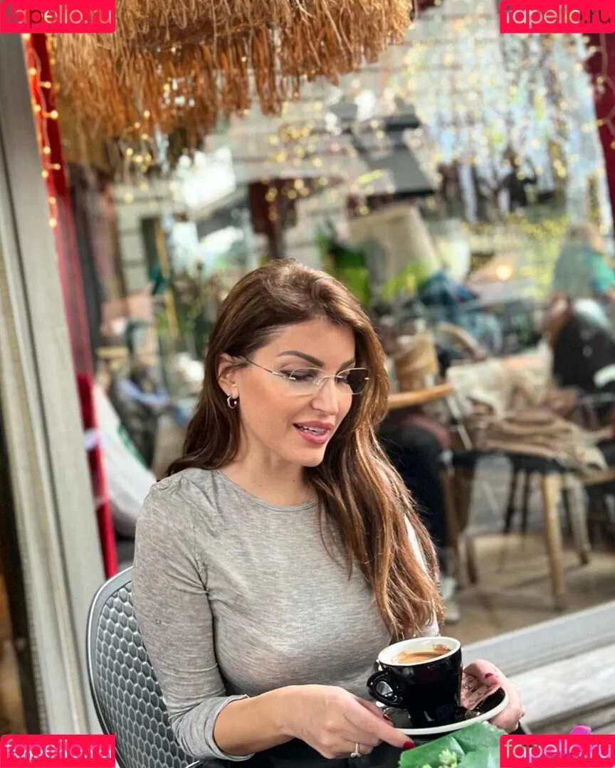 Fiori Dardha Onlyfans Photo Gallery 