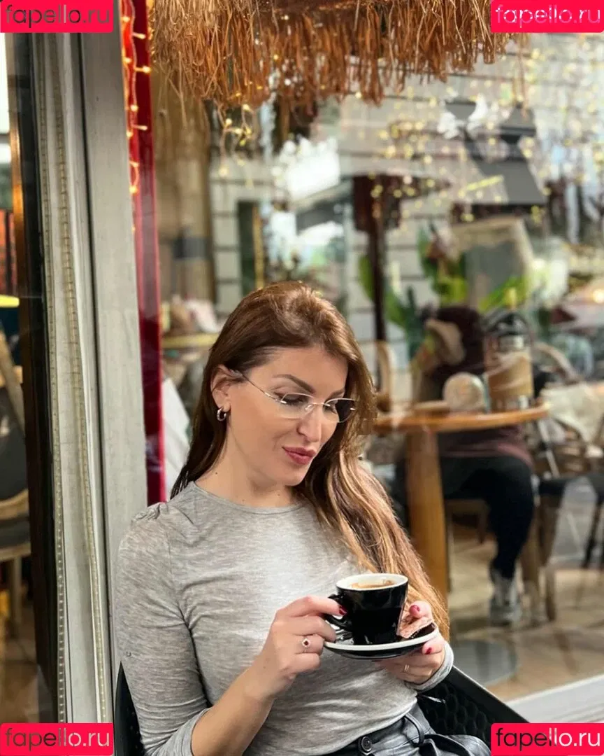 Fiori Dardha Onlyfans Photo Gallery 