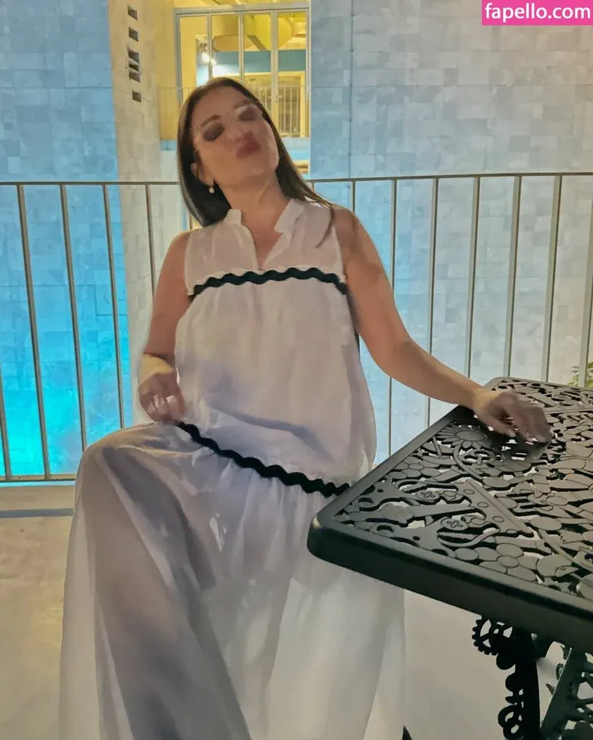 Fiori Dardha Onlyfans Photo Gallery 