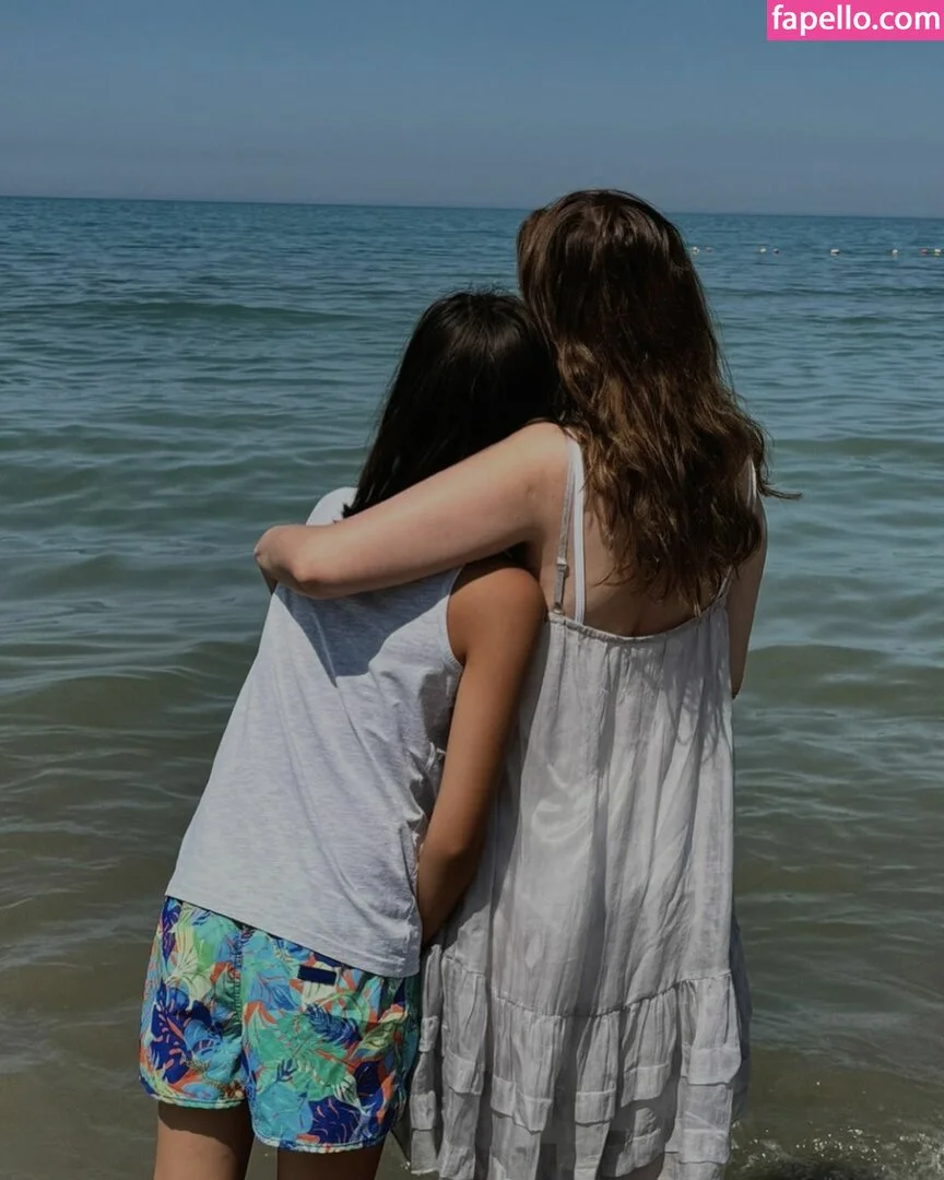 Fiori Dardha Onlyfans Photo Gallery 