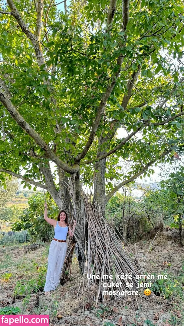 Fiori Dardha Onlyfans Photo Gallery 