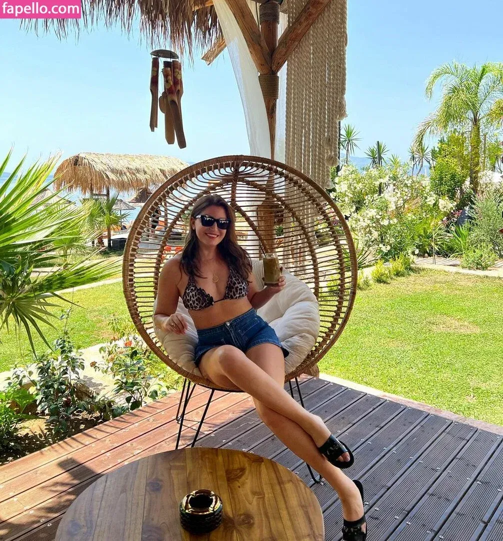 Fiori Dardha Onlyfans Photo Gallery 