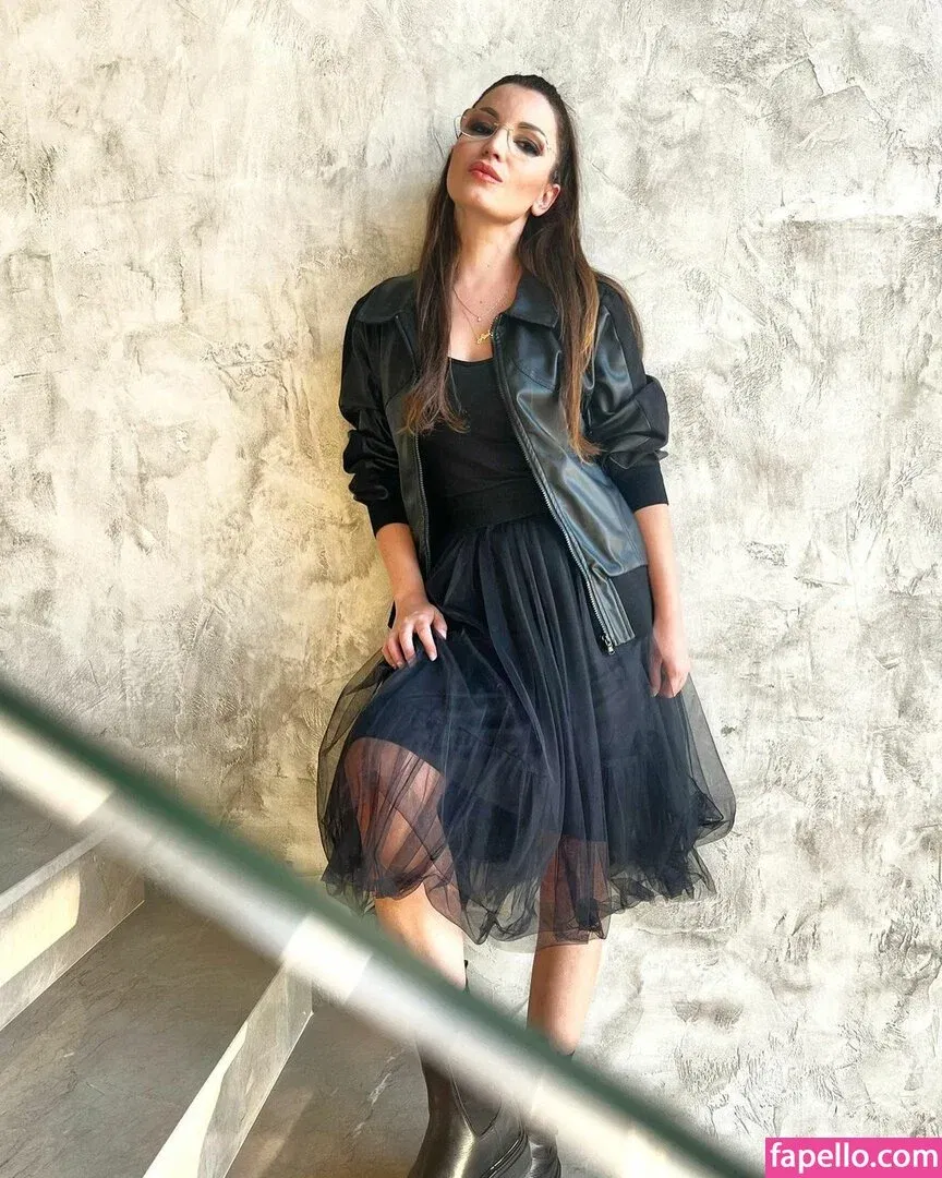 Fiori Dardha Onlyfans Photo Gallery 