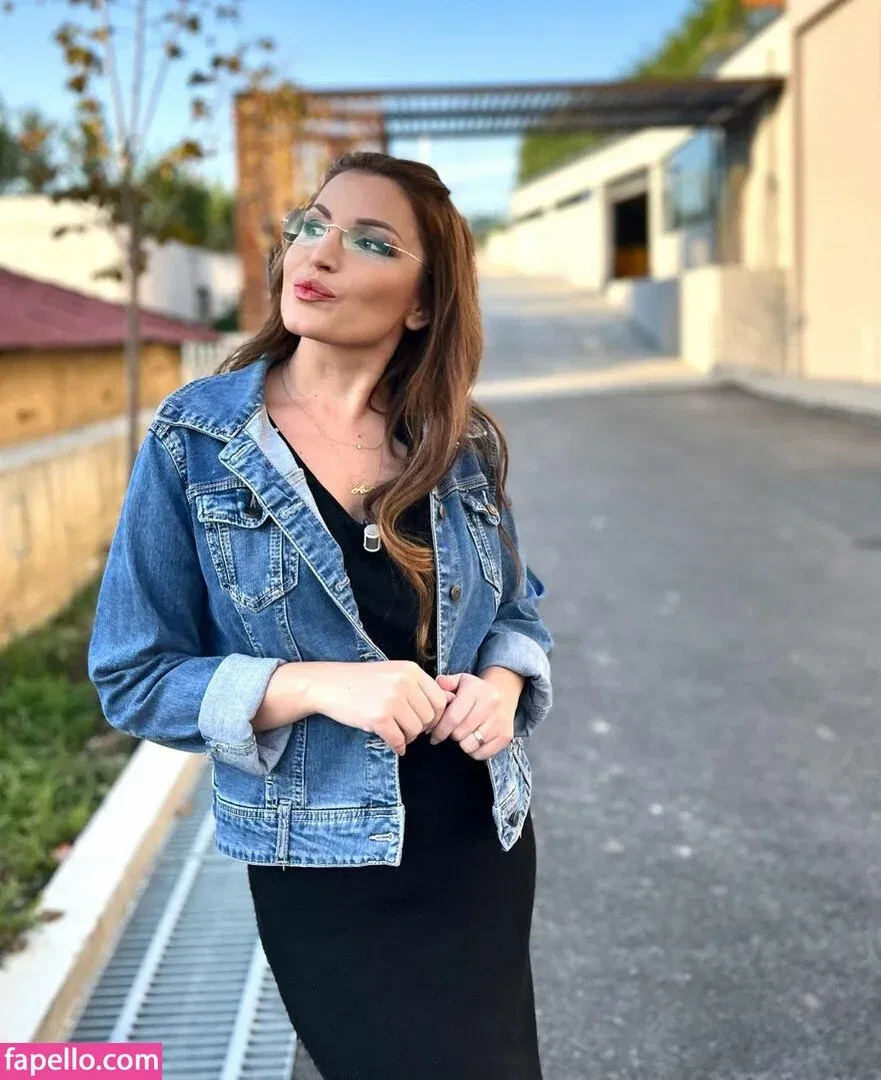 Fiori Dardha Onlyfans Photo Gallery 