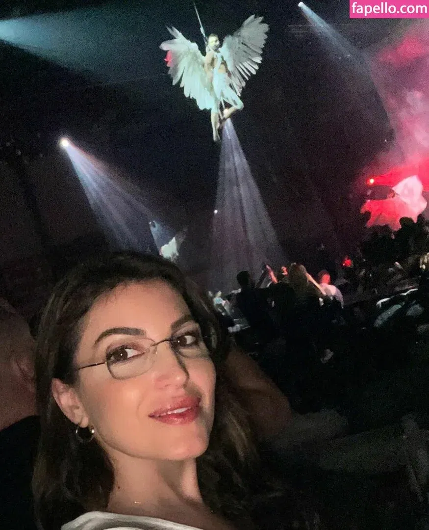 Fiori Dardha Onlyfans Photo Gallery 