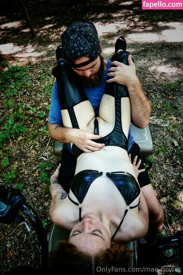 mae-flower Onlyfans Photo Gallery 