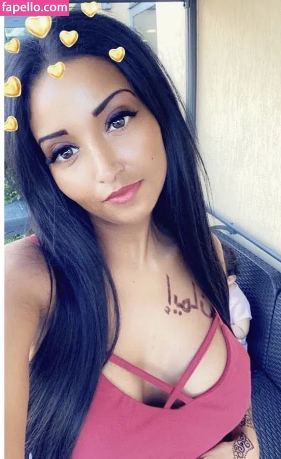 Kharina K Onlyfans Photo Gallery 