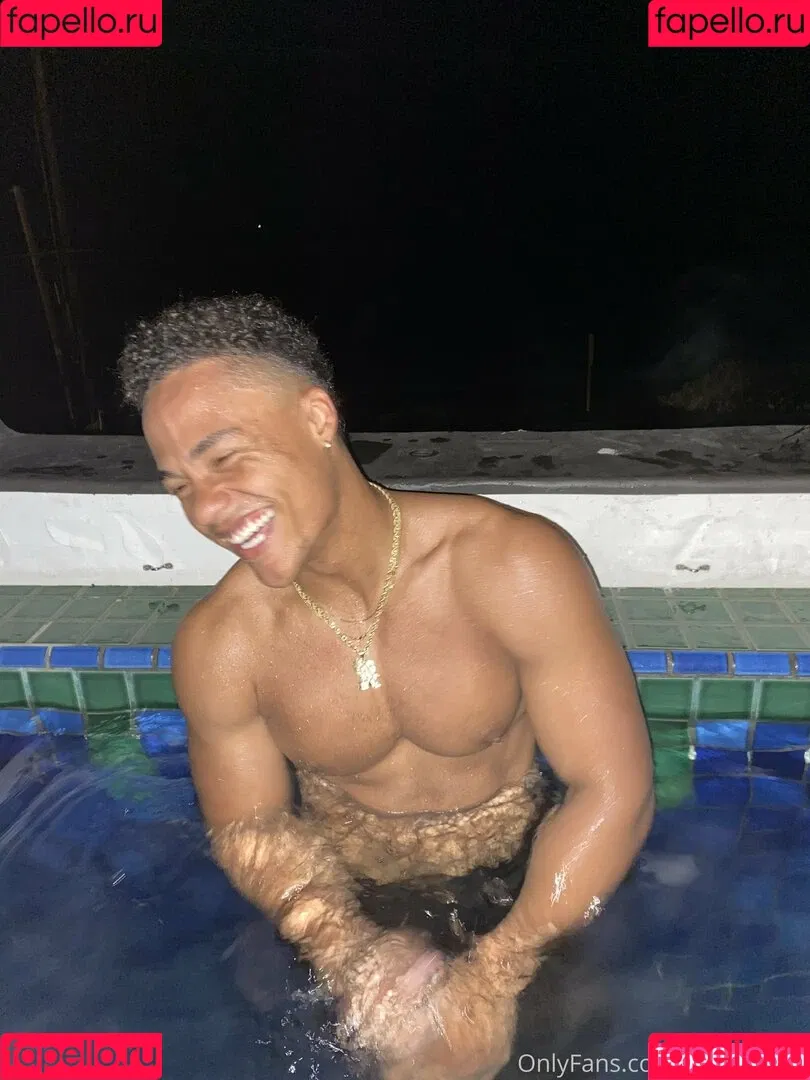 cmulaaa Onlyfans Photo Gallery 