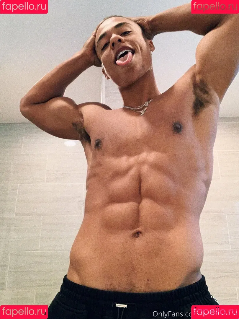cmulaaa Onlyfans Photo Gallery 