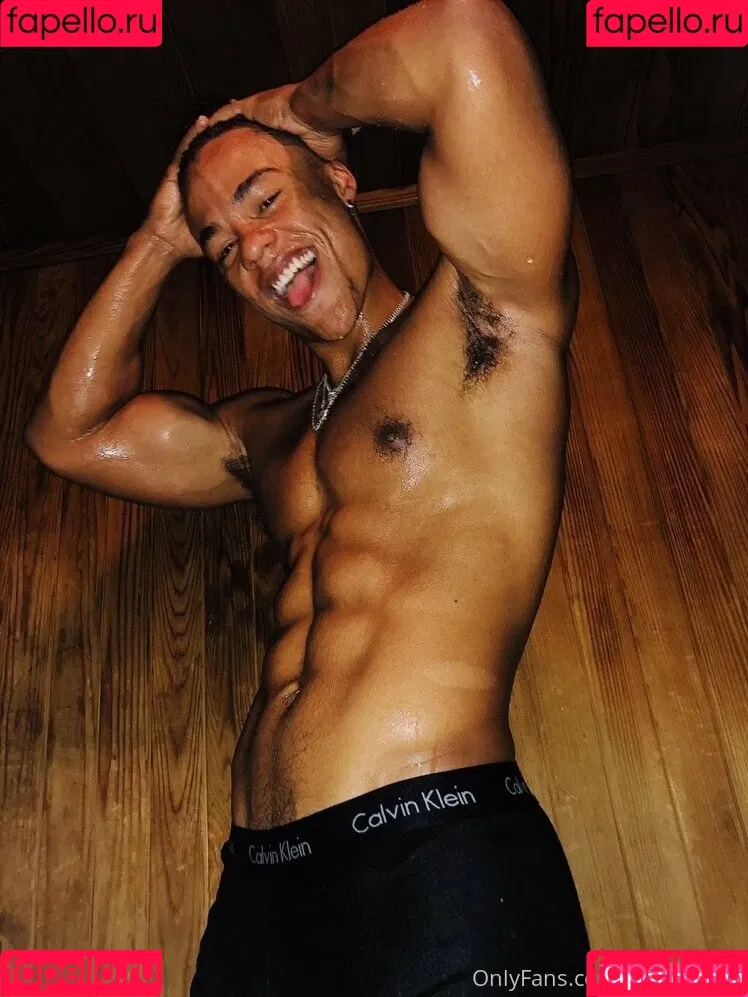 cmulaaa Onlyfans Photo Gallery 