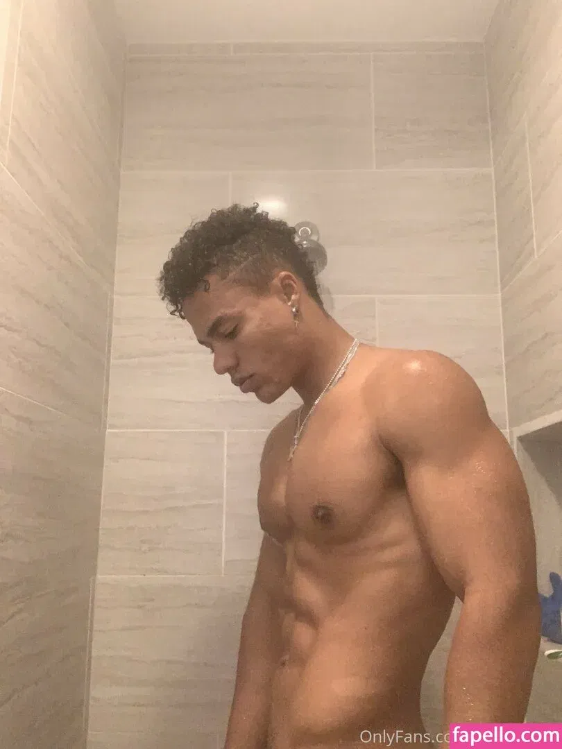 cmulaaa Onlyfans Photo Gallery 