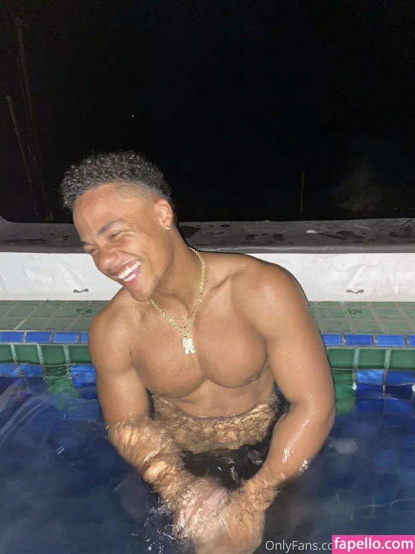 cmulaaa Onlyfans Photo Gallery 