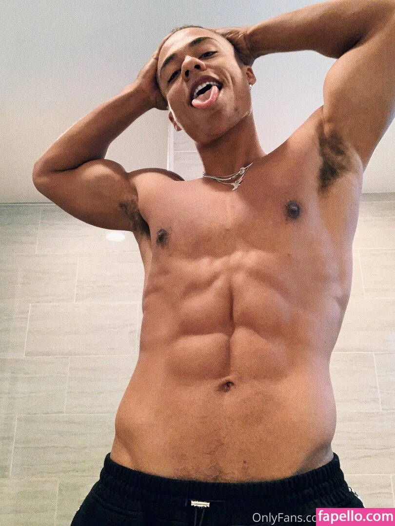 cmulaaa Onlyfans Photo Gallery 