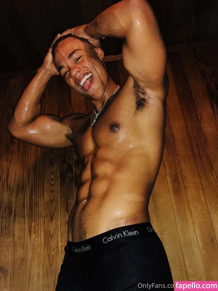 cmulaaa Onlyfans Photo Gallery 