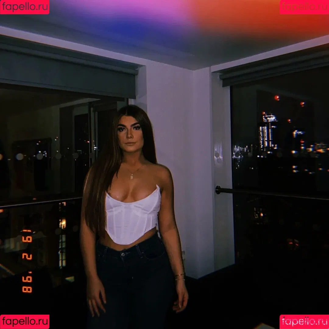 Ellie Couser Onlyfans Photo Gallery 