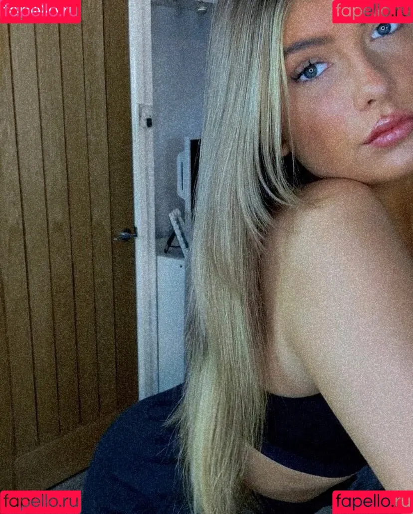 Ellie Couser Onlyfans Photo Gallery 